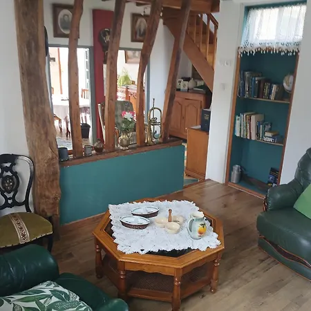 Maison Julie Holiday home *