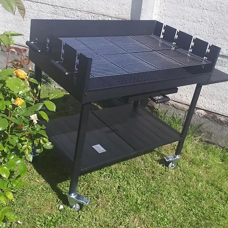 Maison Julie Holiday home *